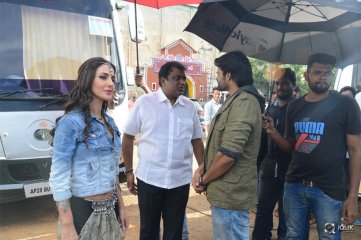 Thikka Movie Song Coverage